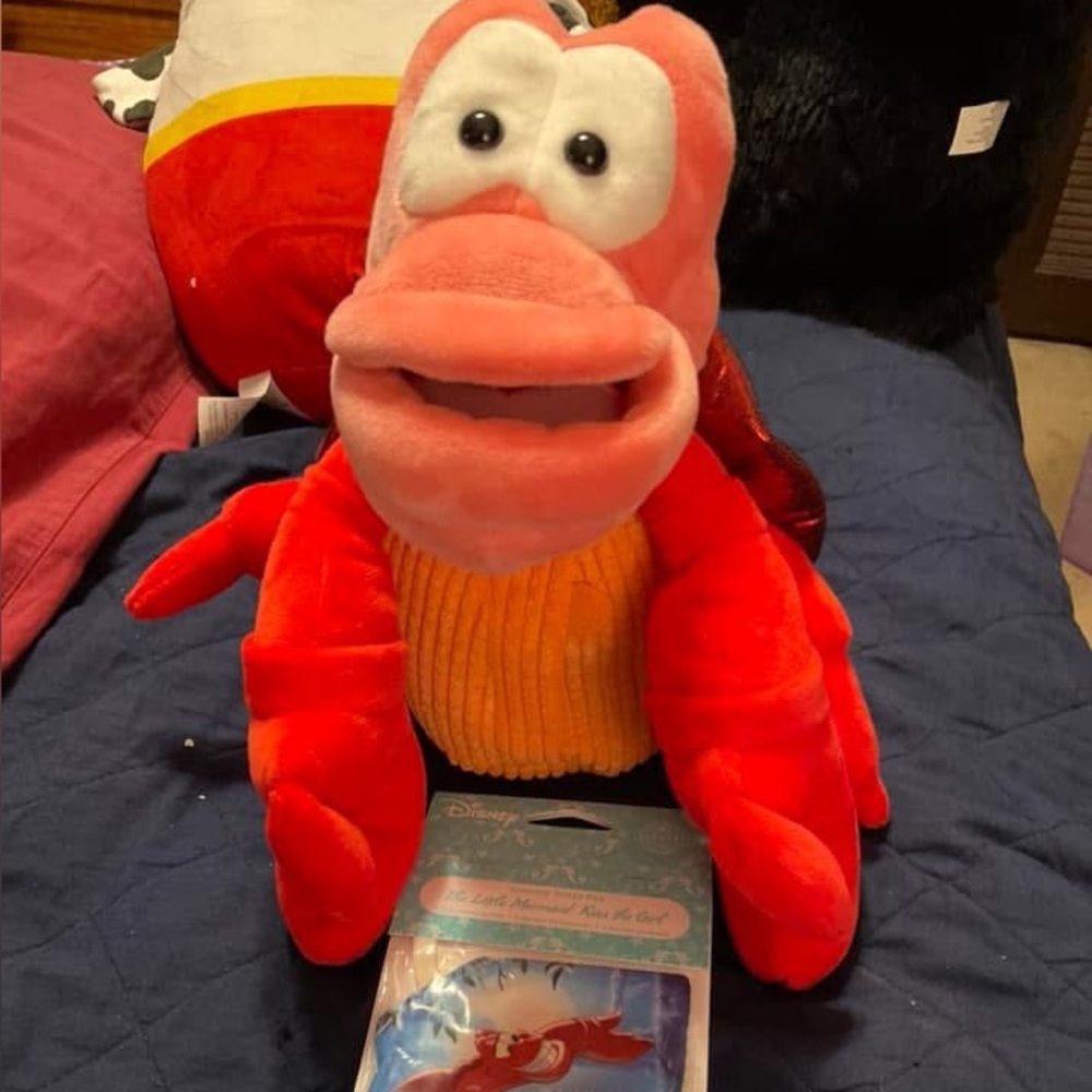 Sebastian  Scentsy buddy and the little mermaid kiss the girl Scentsy pak